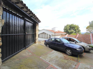 Casa en venta de 6 hab. en CERROS DE SUBA , Bogotá