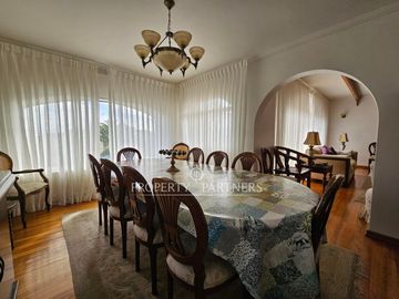 Gran casa en Bosques de Montemar
