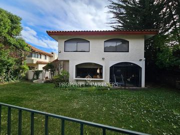 Gran casa en Bosques de Montemar