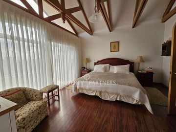 Gran casa en Bosques de Montemar
