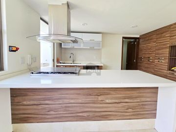 Casa en renta en Calimaya, Bosques de la Fuentes cerca de Metepec