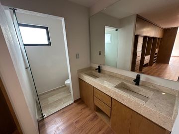 Casa en venta en Lomas del pedregal, San Luis Potosí