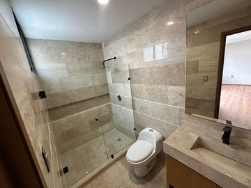 Casa en venta en Monterra, Pedregal, San Luis Potosí