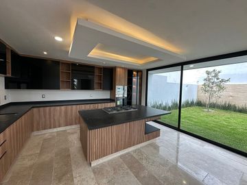 Casa en venta en Lomas de Chapultepec, Pedregal, San Luis Potosí