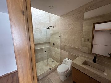 Casa en venta en Lomas de Chapultepec, Pedregal, San Luis Potosí