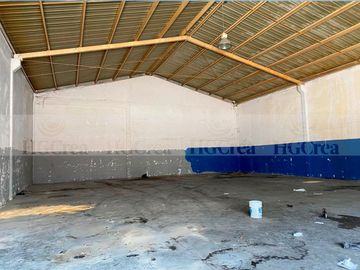 BODEGA INDUSTRIALEN RENTA EN STA. CATARINA