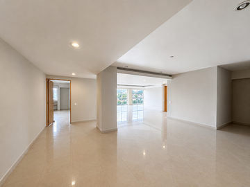AMPLÍSIMO DEPARTAMENTO CON LINDA VISTA