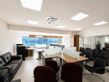 Oficina corporativa en venta o renta + ORVIT Corporate Center