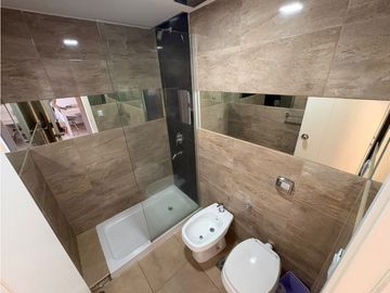 VENTA DEPARTAMENTO 1 DORMITORIO AMOBLADO Y EQUIPADO CENTRO CARLOS PAZ