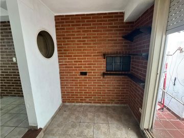 PH VENTA LA PLATA 2 DORMITORIOS, PATIO APTO BANCO