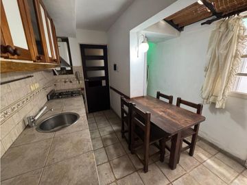 PH VENTA LA PLATA 2 DORMITORIOS, PATIO APTO BANCO