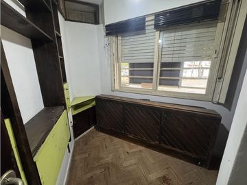 PH VENTA LA PLATA 2 DORMITORIOS, PATIO APTO BANCO