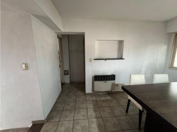 PH VENTA LA PLATA 2 DORMITORIOS, PATIO APTO BANCO