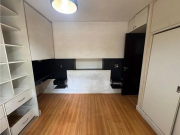 PH VENTA LA PLATA 2 DORMITORIOS, PATIO APTO BANCO