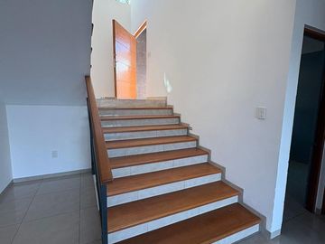 Casa en VENTA o RENTA en Querétaro, Misión conca ¡Privada con seguridad las 24hrs!