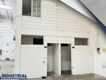 BODEGA EN RENTA EN SANTA CATARINA