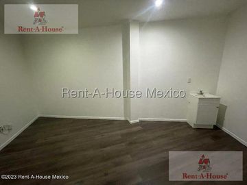 Consultorio en Renta en Naucalpan de Juarez ,Lomas Verdes RT 25-1584.