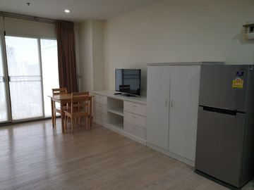 1 Bedroom Condo for rent at Noble Solo