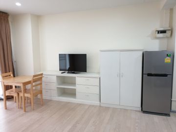 1 Bedroom Condo for rent at Noble Solo