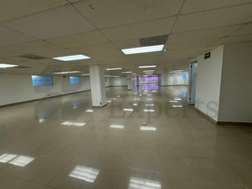 Edificio - Oficinas en Renta en Residencial la Florida