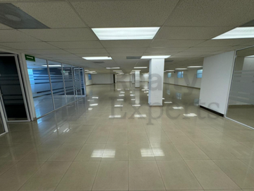 Edificio - Oficinas en Renta en Residencial la Florida
