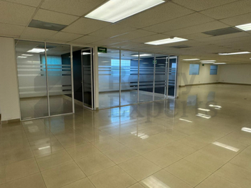 Edificio - Oficinas en Renta en Residencial la Florida
