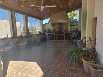 Casas en Venta en Jardines de San Agustin