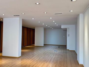 Oficina 240m2 Alquiler - Microcentro - 2 cocheras