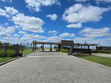 Lote de 602 m² en Las Victorias - CANNIING