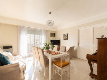 VENTA DPTO 3 AMB. BALCÓN FRENTE PLAZA ARENALES