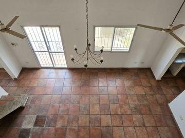 VENTA DE CASA A REFFACIONAR IDEAL INVERSOR