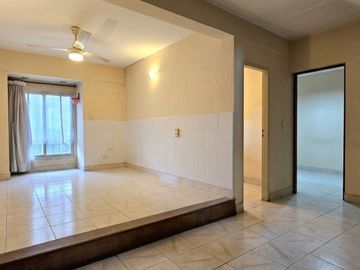 VENTA DE CASA A REFFACIONAR IDEAL INVERSOR