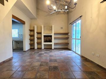 VENTA DE CASA A REFFACIONAR IDEAL INVERSOR