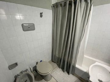 VENTA CASA LOTE PROPIO 3 AMB PATIO Y TERRAZA