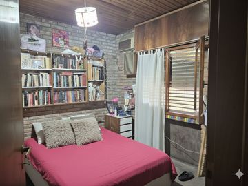 CASA 5 AMBIENTES EN VENTA ADROGUE CON PILETA