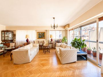 Venta 5 amb dependencia Recoleta Balcon PERMUTA