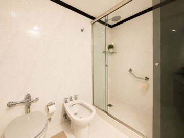 Venta 5 amb dependencia Recoleta Balcon PERMUTA
