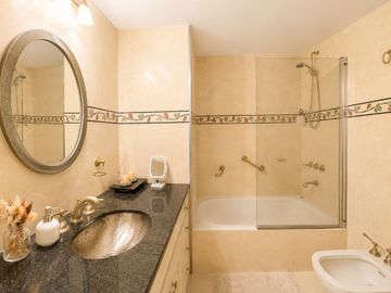 Venta 5 amb dependencia Recoleta Balcon PERMUTA