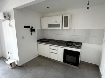 VENTA MONOAMBIENTE VILLA CRESPO COCHERA Y PARRILLA