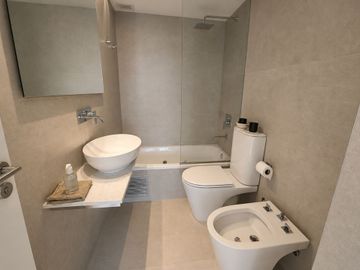 VENTA DEPARTAMENTO 3  4 AMB. QUINCHO Y PARRILLA