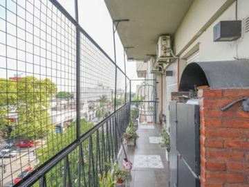 VENTA DEPARTAMENTO 4 AMBIENTES EN DEVOTO C BALCON