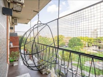 VENTA DEPARTAMENTO 4 AMBIENTES EN DEVOTO C BALCON