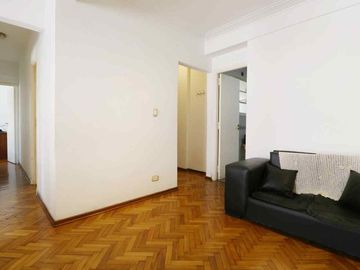 Venta departamento 3 Amb balcón frente Caballito