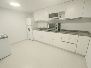 VENTA MONOAMBIENTE CON BALCON EN 