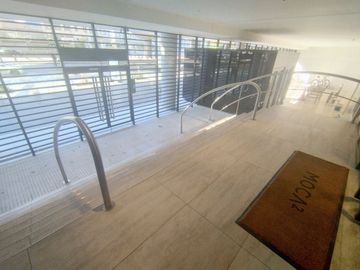 VENTA MONOAMBIENTE CON BALCON EN 