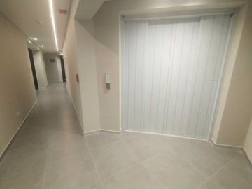VENTA MONOAMBIENTE CON BALCON EN 