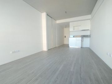 VENTA MONOAMBIENTE CON BALCON EN 