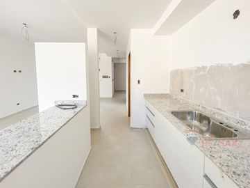 DUPLEX EN VENTA RINGUELET 2 DORMITORIOS COCHERA