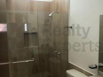 Casas en Venta en Cumbres 3er sector