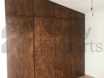 Casas en Venta en Cumbres 3er sector